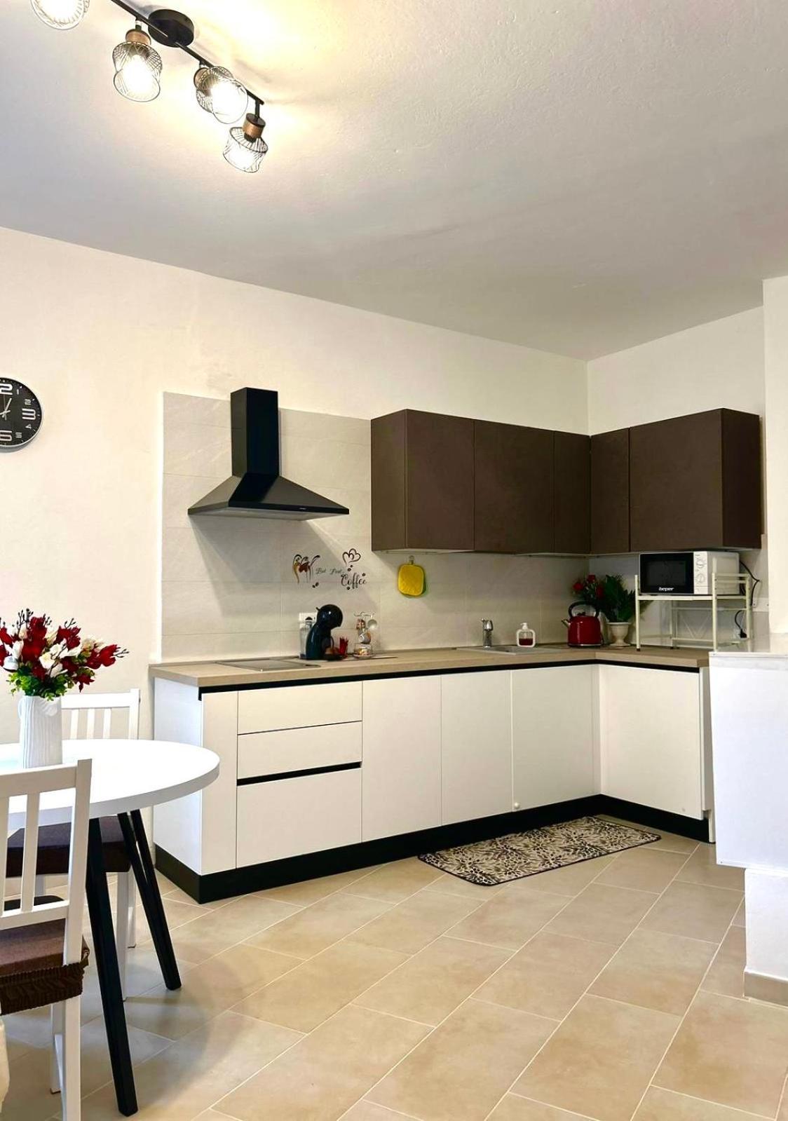 Monica'S Dream Apartment Verona Eksteriør bilde